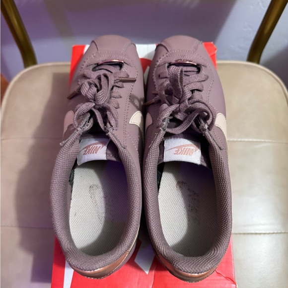 Nike Women's Cortez Leather Sneakers - Mauve Pink with Beige Swoosh - Picture 4 of 5